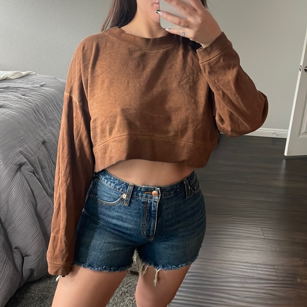 Cropped jumper/sweatshirt